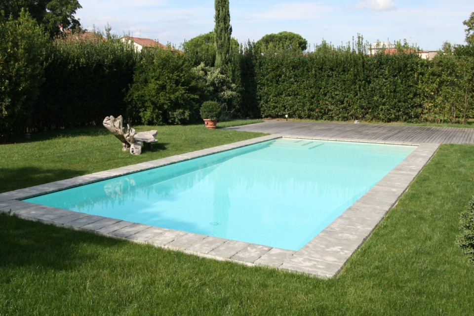 Zapuštěné bazény